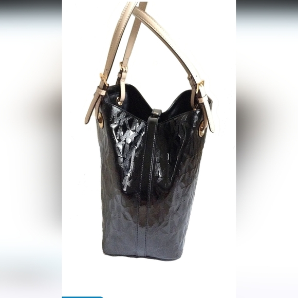 Pristine Michael Kors Jet Set Tote in Mirror Metallic Black - Picture 2 of 11